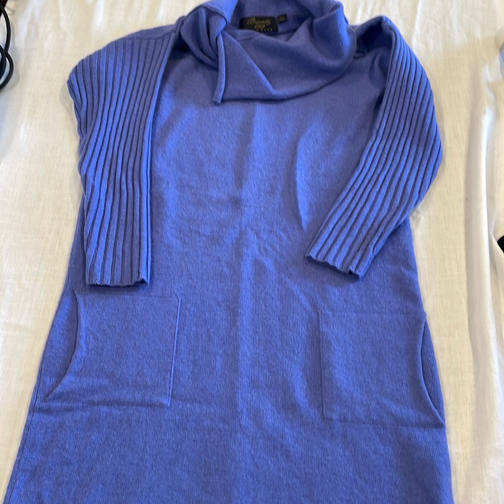 B0123 VTG BIARRITZ 1961 Cashmere dress size XS with pockets EUC